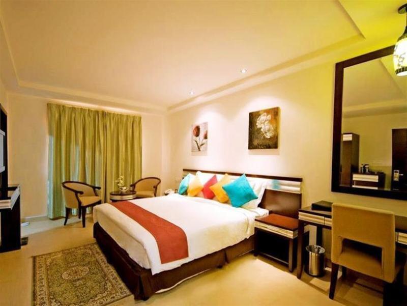 Centra By Centara Dunes 3* Masqat